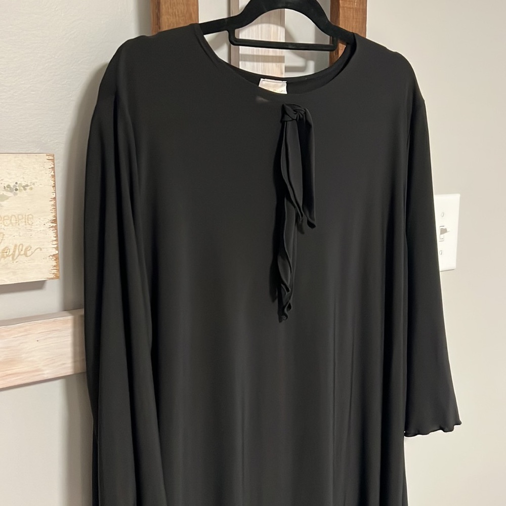 Elegant Black Dress